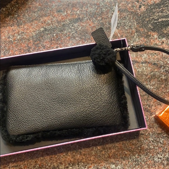 Coach wristlet - Picture 3 of 5